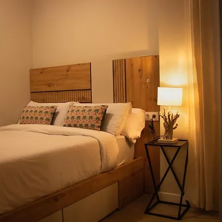 2br Patio & Pool Arenas Apartamento